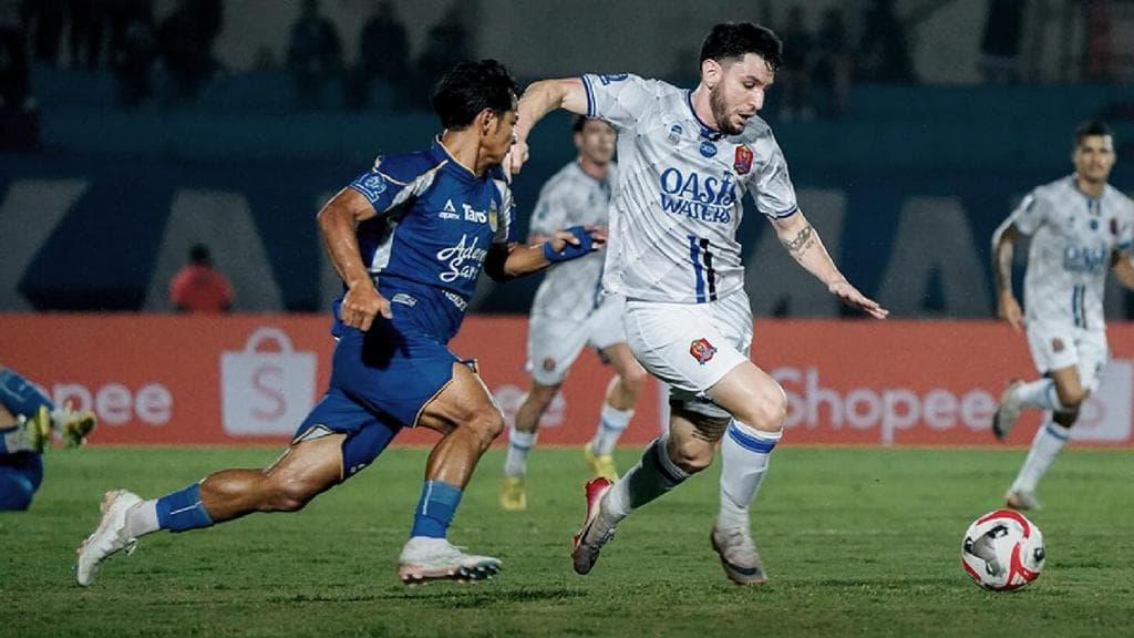 Drama Malam di Sultan Agung: PSIM Hampir Tersungkur, VAR Selamatkan Poin dari Cengkeraman Persijap